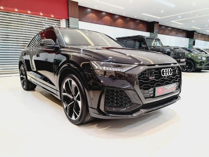 سيارة أودي Q8 2021 للبيع في دبي الإمارات Audi Rs Q8 2021