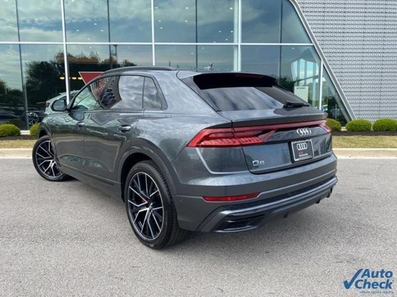 سيارة أودي Q8 2021 للبيع في دبي الإمارات Audi Q8 For Export