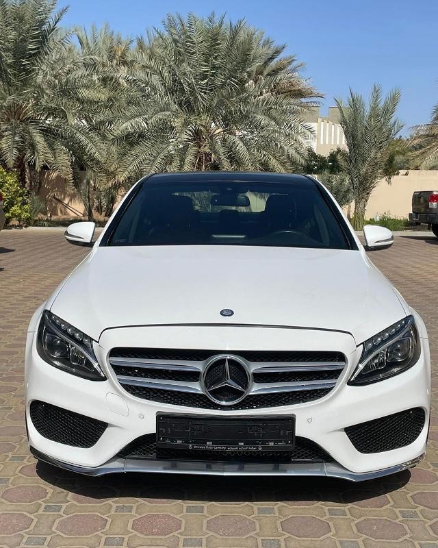 2015 Mercedes-Benz C-Class in Dubai, United Arab Emirates | مرسيدس C200