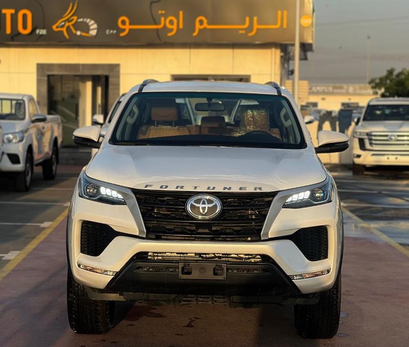 سيارة تويوتا فورتنر 2024 للبيع في دبي الإمارات | TOYOTA FORTUNER ...